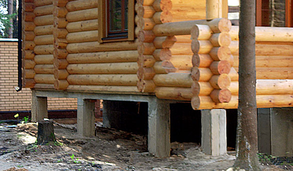 Ремонт свайного фундамента деревянного дома